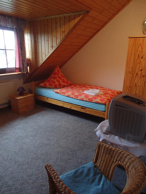 Ferienwohnung Meisenthal Naehe Nuerburgring Кельберг Номер фото